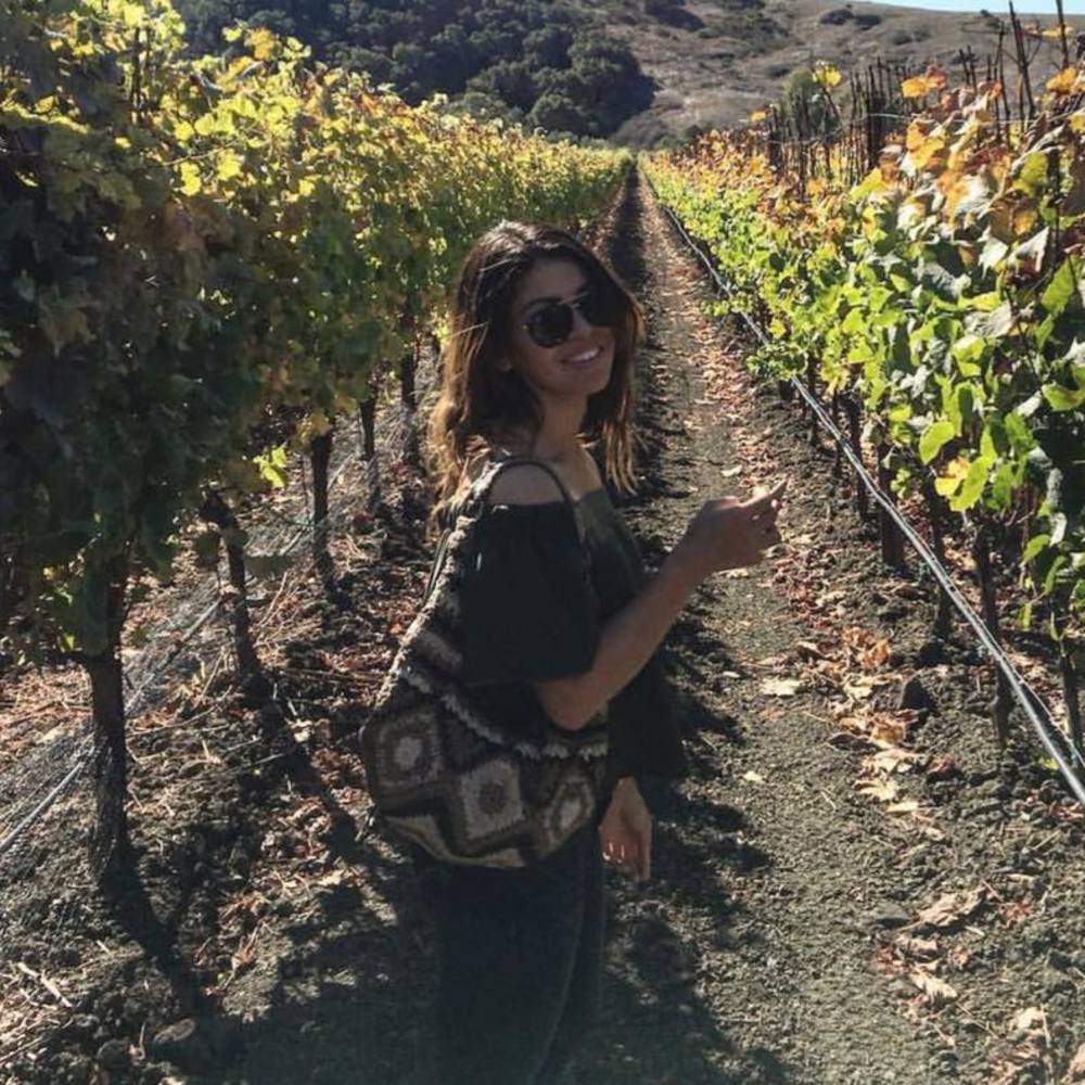 Meet your Posher, Nicole